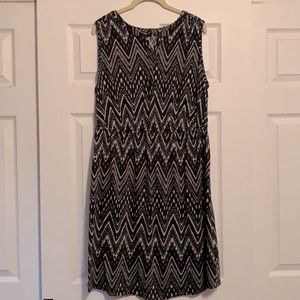 ⭐️3/$15⭐️ Sonoma Sleeveless Dress